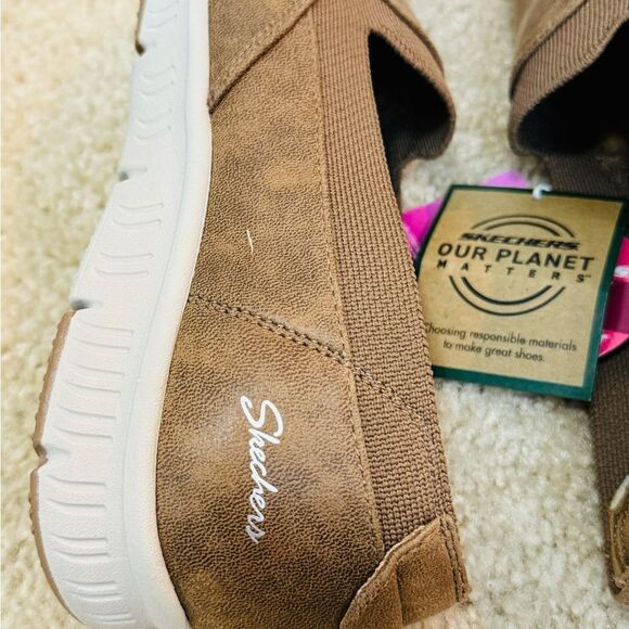 NWT Skechers Modern Comfort Women's Reggae Fest 2.0 Slip-On Loafer Flat Sz 9.5 - Picture 11 of 12